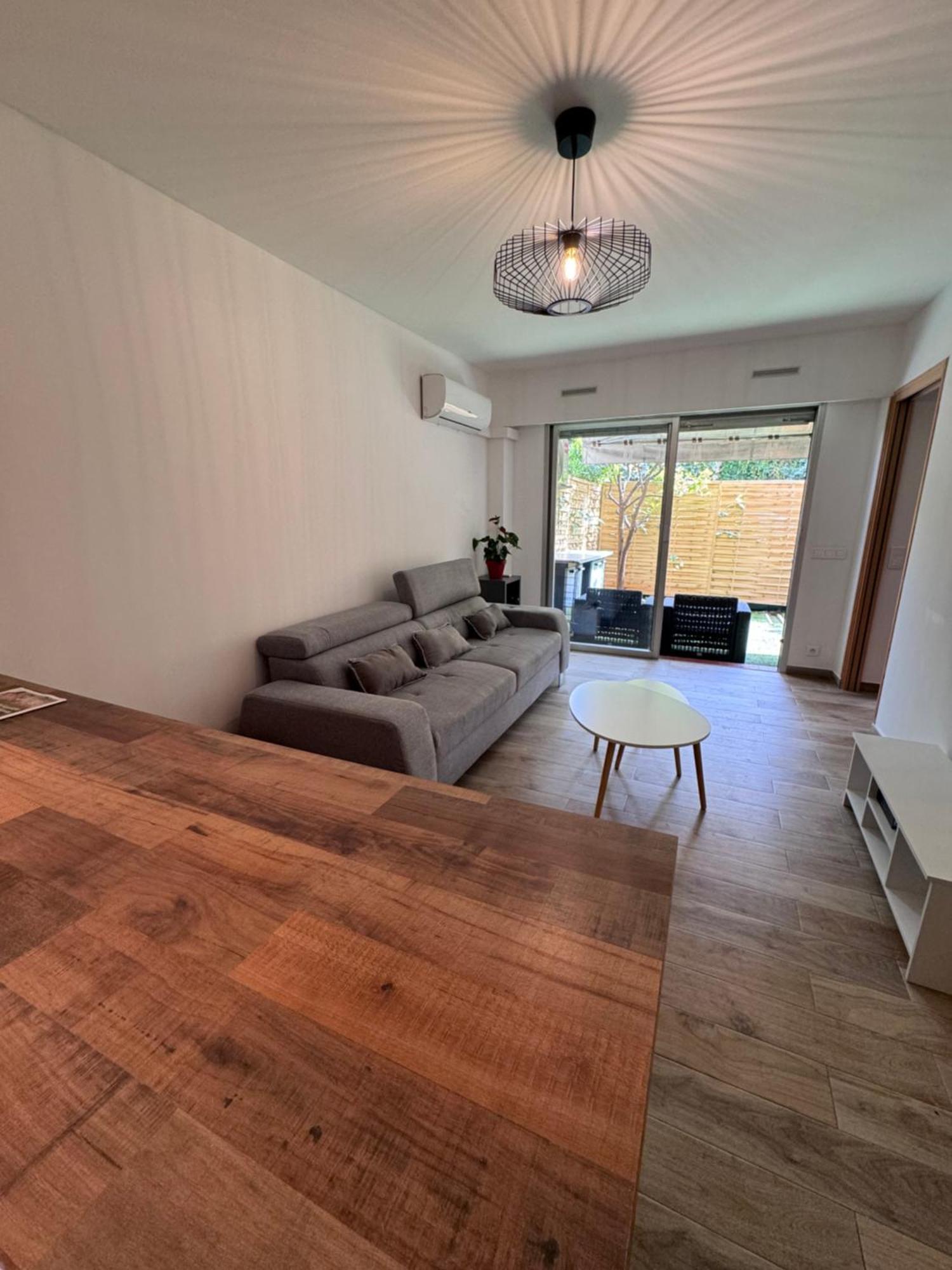 Appartement Avec Jardin Mandelieu Dış mekan fotoğraf